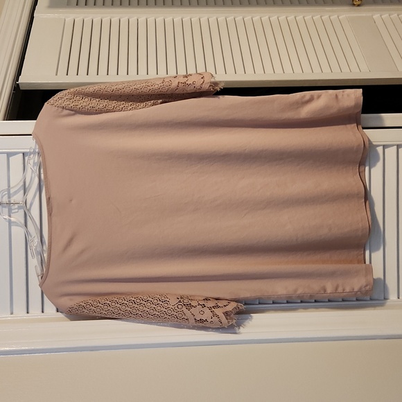 Ann Taylor Factory top, color-pink, size Large - Picture 3 of 4